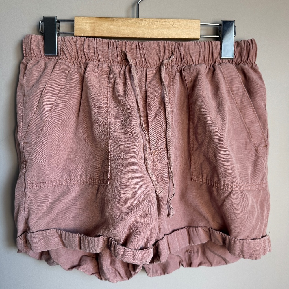 Thread and Supply Women's Lyocell/Linen‎ Shorts Elastic Waist Salmon Small Beach
